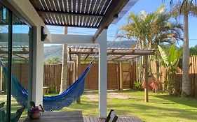 Casa em Garopaba, com vista pra montanha Encantada